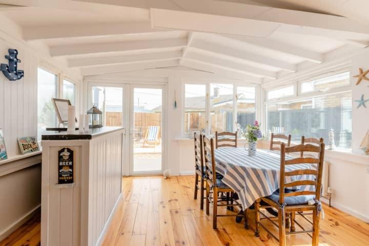 Dog Friendly Cottage 2 Mins To Beach With Hot Tub And Zappi Ev Lessingham Экстерьер фото